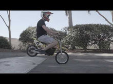 Load and play video in Gallery viewer, Razor MX650 Dirt Rocket - PICKUP ONLY